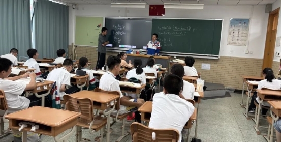 聚富人 多人被清北录取！这所名校的“精准教育”化身高考秘笈